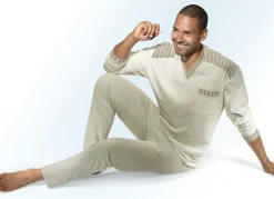 Götting Schlafanzug mit V-Ausschnitt, Naturfaser