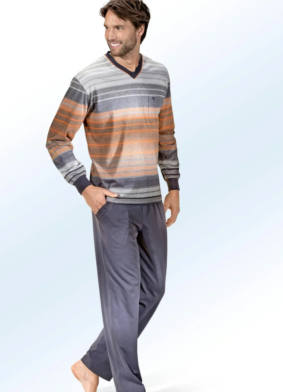 Hajo Klima Komfort Schlafanzug mit V-Ausschnitt, Brusttasche und garngefärbtem Ringeldessin