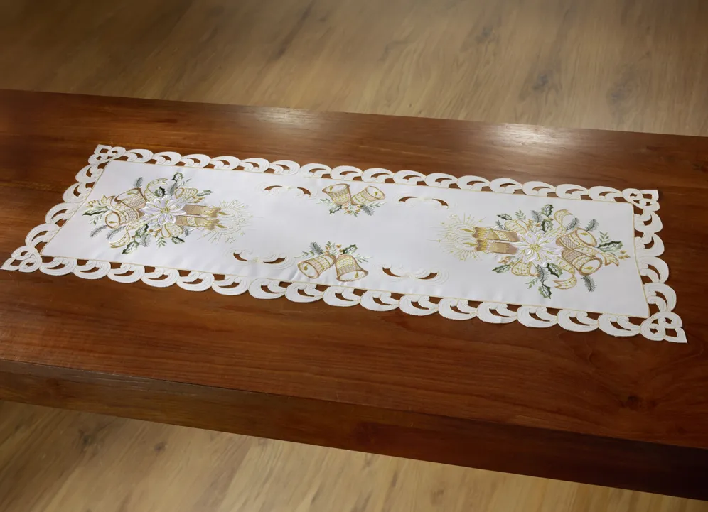 Hochwertig bestickte Tisch- und Raumdekoration aus dem Hause Schäfer