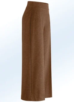 Hose in modisch verkürzter Länge