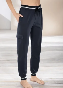 Hose mit kontrastfarbenem Dehnbund