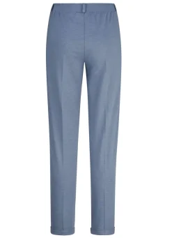 Hose mit rückwärtigem Dehnbundeinsatz