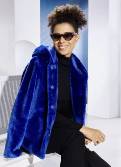 Jacke aus kuschelweichem Kunstpelz