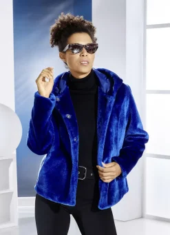 Jacke aus kuschelweichem Kunstpelz