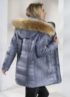 Jacke mit abnehmbarer Kapuze