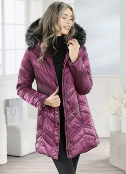 Jacke mit abnehmbarer Kapuze