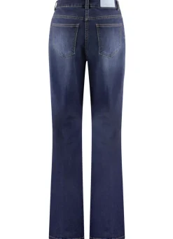 Jeans mit weiterem Beinverlauf