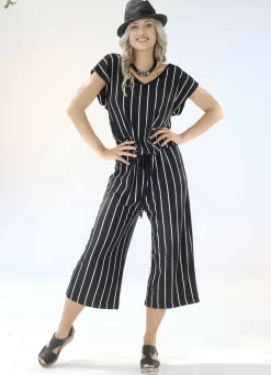 Jumpsuit mit Streifendessin allover