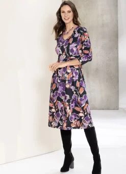 Kleid mit ausdruckstarkem Dessin