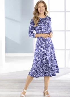 Kleid mit feiner Fältelung im Vorderteil