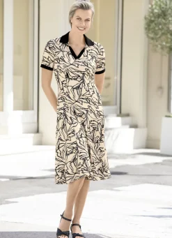 Kleid mit schwarzem Rippjersey