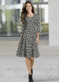 Kleid von Klaus Modelle