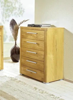 Kommode mit massiver Front