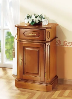 Kommode, 1-türig, mit goldfarbenen Metallgriffen