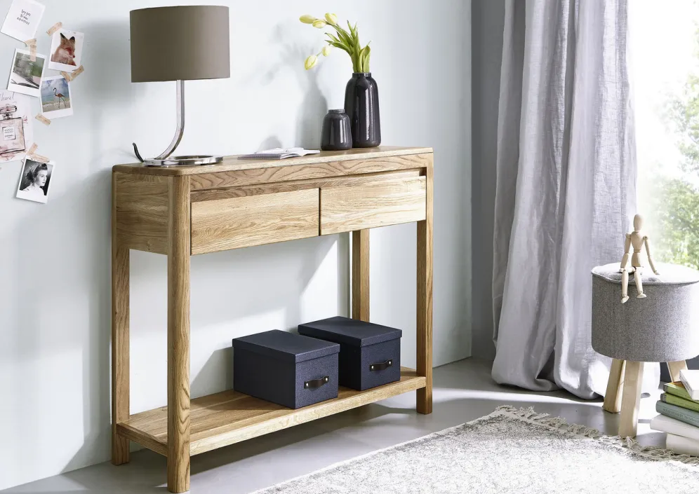 Konsolentisch aus Massivholz in geölter Ausführung