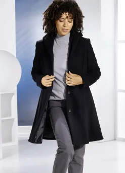 Kurzmantel in Swingerform