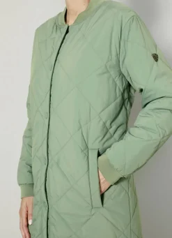 Kurzmantel mit Druckknöpfen an den Seitenschlitzen