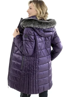 Kurzmantel mit Längssteppung seitlich