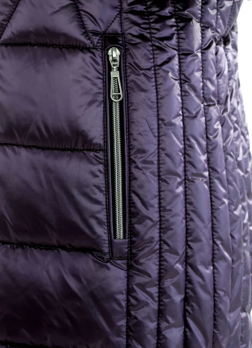 Kurzmantel mit Längssteppung seitlich