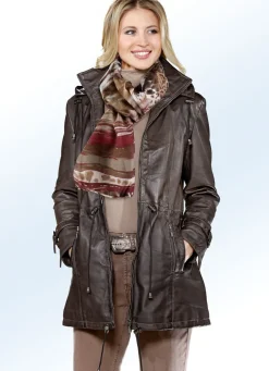 Lederjacke mit abtrennbarer Kapuze