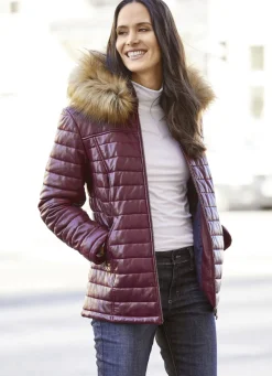 Lederjacke mit abtrennbarer Kapuze