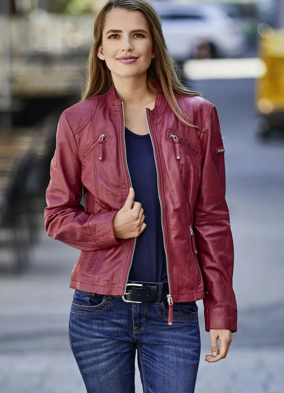 Lederkurzjacke von „Cabrini“