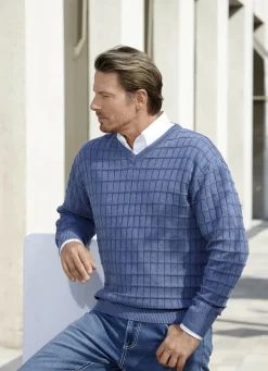 Legerer V-Pullover mit Strukturdessin in 3 Farben
