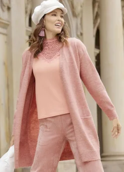 Long-Strickjacke mit eingesetzten Taschen