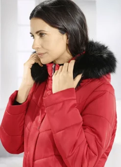 Mantel mit abnehmbarer Kapuze