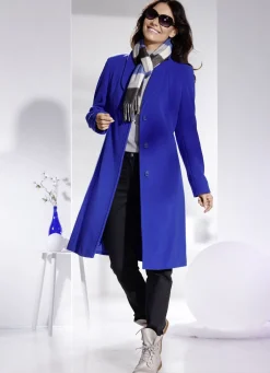 Mantel mit elegant verdeckter Knopfleiste