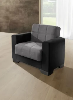 Moderne Polstermöbel mit Zierkissen