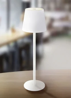 Moderne Tischleuchte für den Innen- und Außenbereich