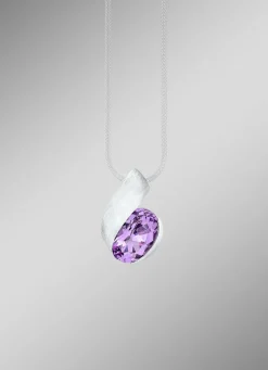 Moderner Anhänger mit echt Amethyst