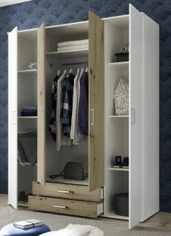 Moderner Kleiderschrank auf Wunsch mit Aufbau-Service