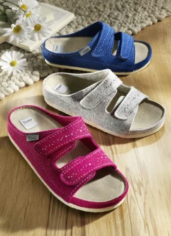 Modischer Hausschuh mit Klettverschlüssen