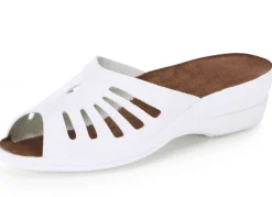 Pantolette mit Zierlochung