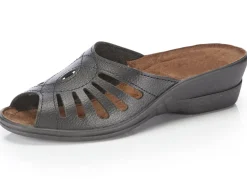 Pantolette mit Zierlochung