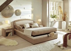 Polsterbett mit geräumigem Bettkasten