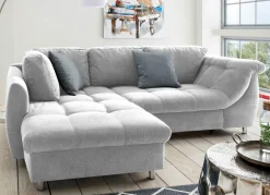 Polsterecke mit Dekokissen