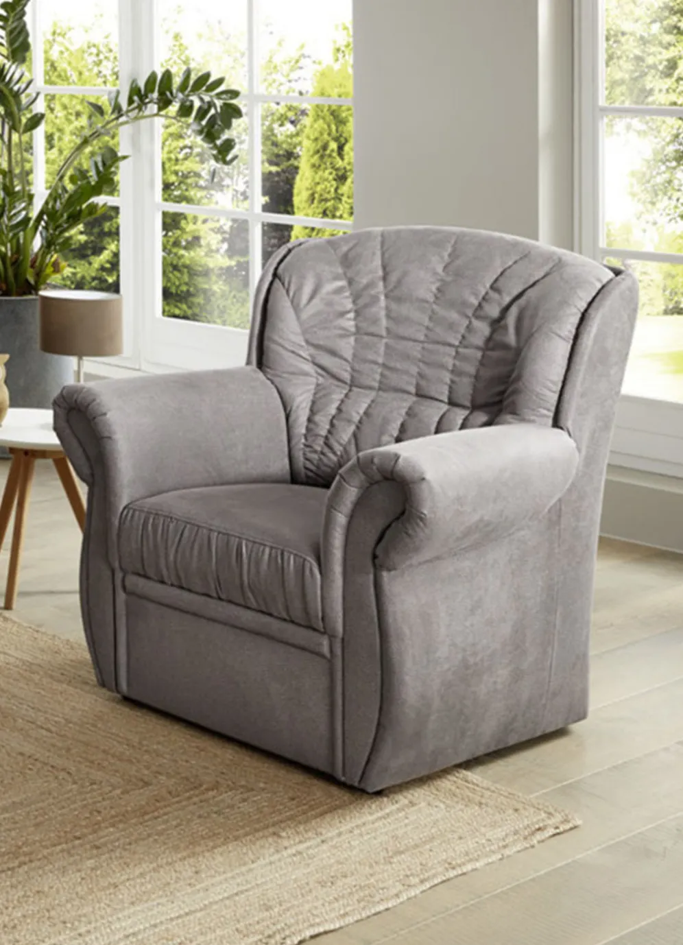 Polstermöbel mit angenehmem Mikrovelours-Bezug