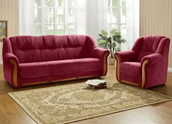 Polstermöbel mit angenehmem, hochflorigem Stoffbezug