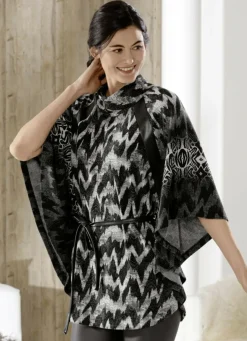 Poncho-Pullover in weich fließendem Material