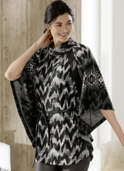Poncho-Pullover in weich fließendem Material