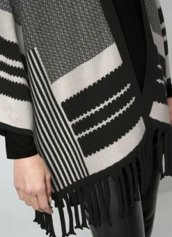 Poncho-Strickjacke in Jacquard-Dessin