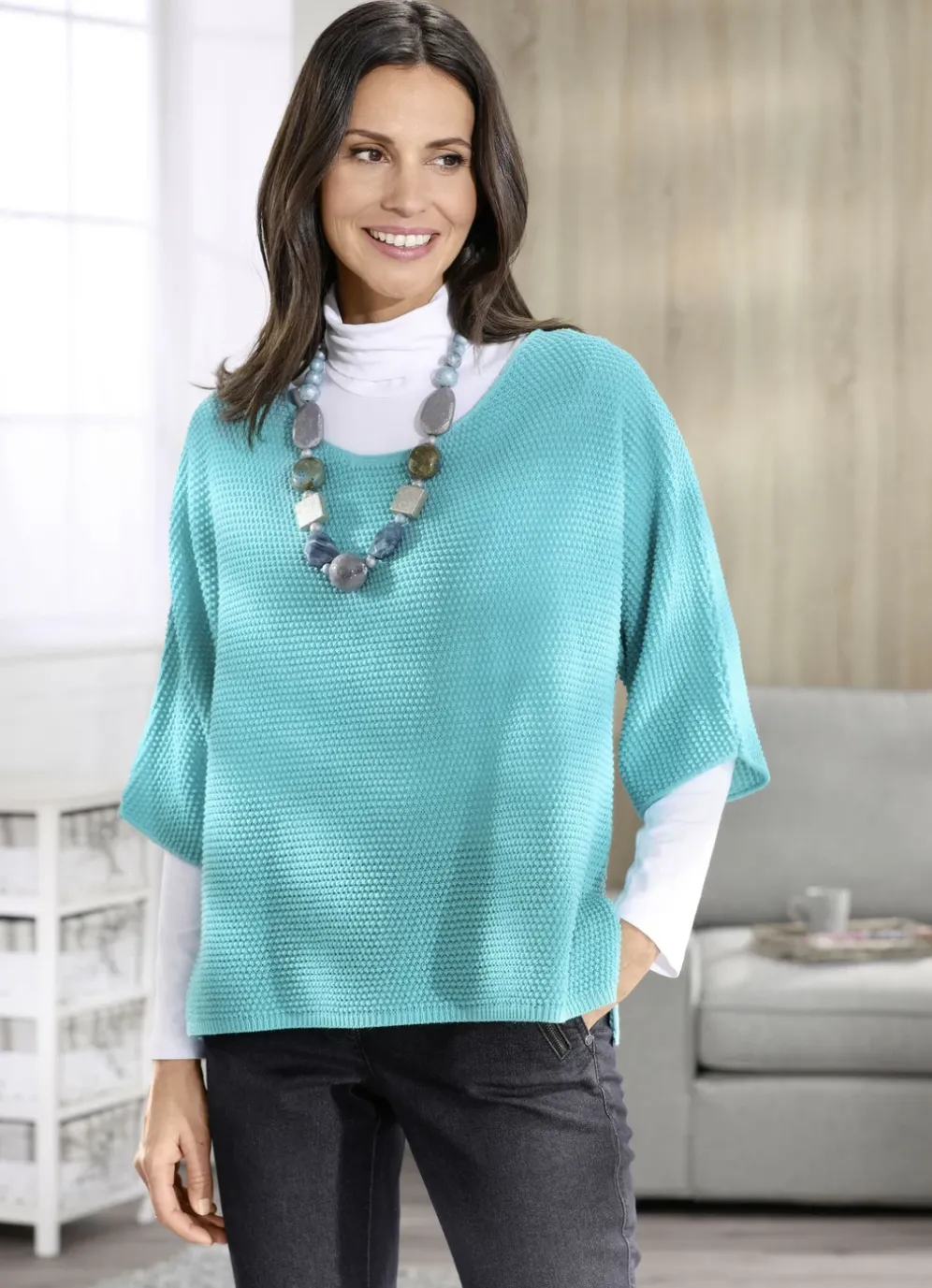 Pulli in weiter Form