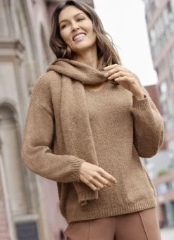 Pullover mit Schal und in flauschiger Kuschelqualität