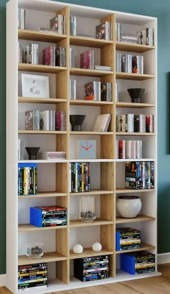 Regal aus Holzstruktur-Nachbildung