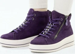 Remonte Bootie mit funkelnder Zierkette an der Schnürung