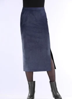 Rock in gerader Schnittführung