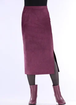 Rock in gerader Schnittführung